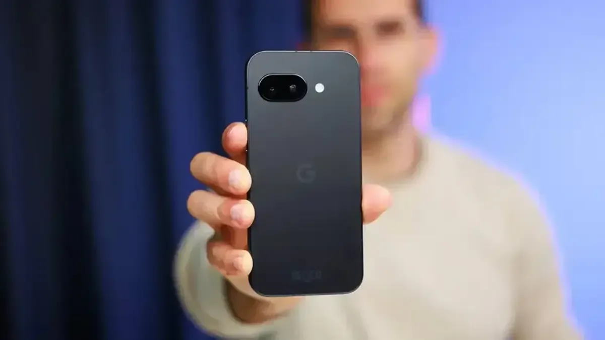 Изтичане на информация за Google Pixel 12 разкрива четири модела и голямо подобрение на сгъваемия екран
